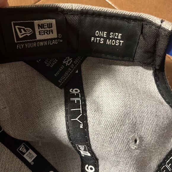 Seattle Seahawks vintage logo new era 9fifty SnapBack hat - Picture 4 of 5